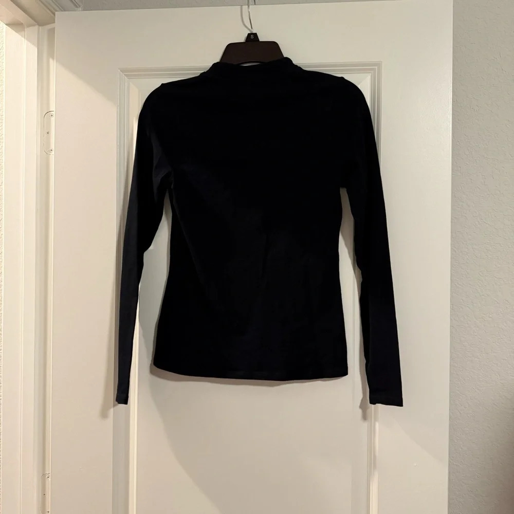 EXPRESS LONG SLEEVE WITH NECK CUTOUT DETAIL SIZE SMALL - Picture 3 of 4